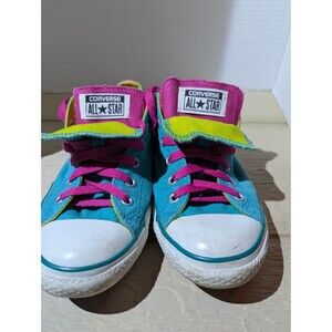 Converse Junior Size 5 Tennis Shoes Green & Pink Low Tops Converse Shoes 2 Tone